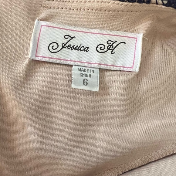 Jessica H Women's Navy Nude Lace Dress Size 6. 3/4 Sleeve - Picture 4 of 8